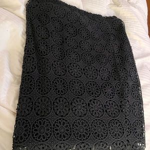 2piece black skirt and top looks great